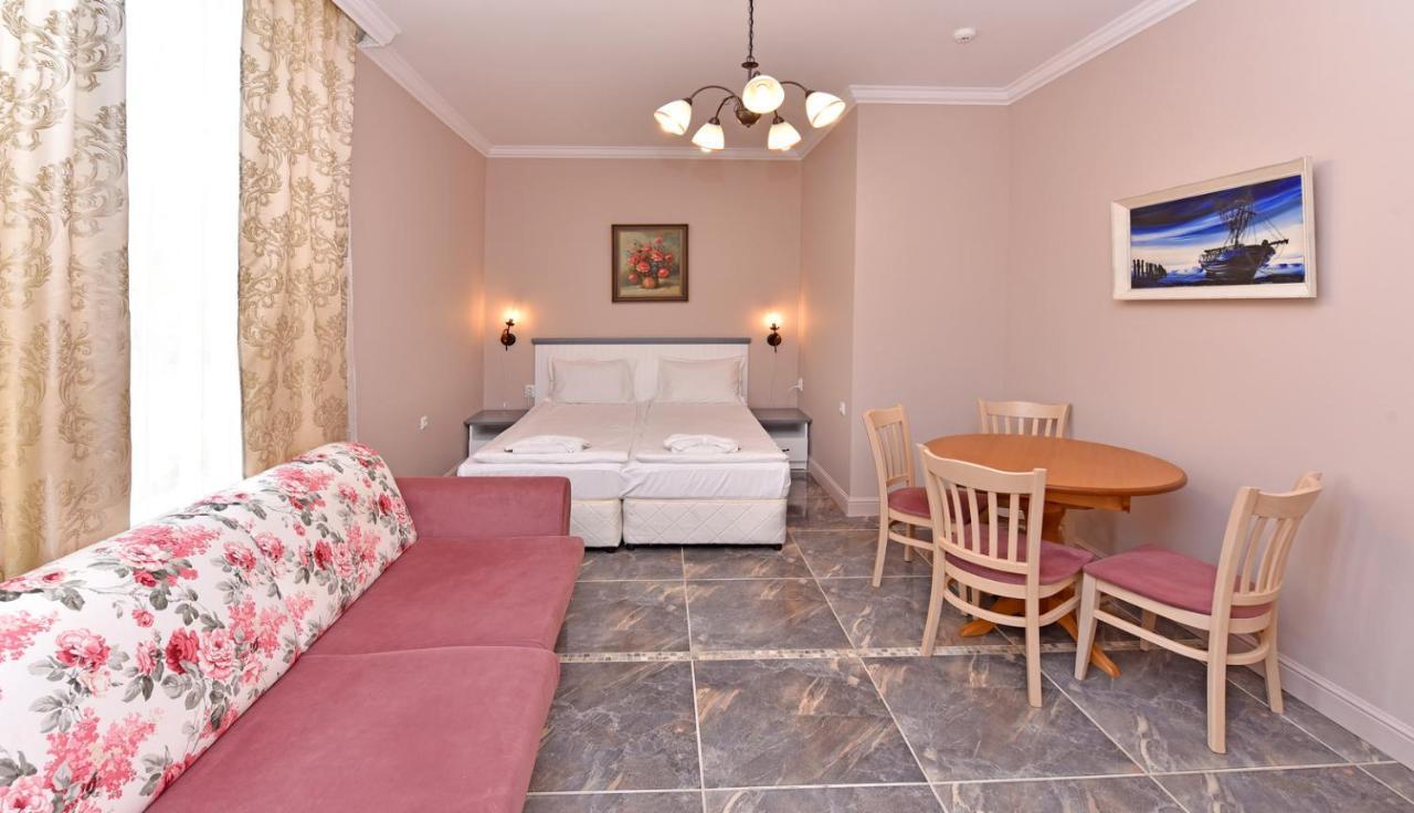 Sirena Palace Family Hotel オブゾー エクステリア 写真