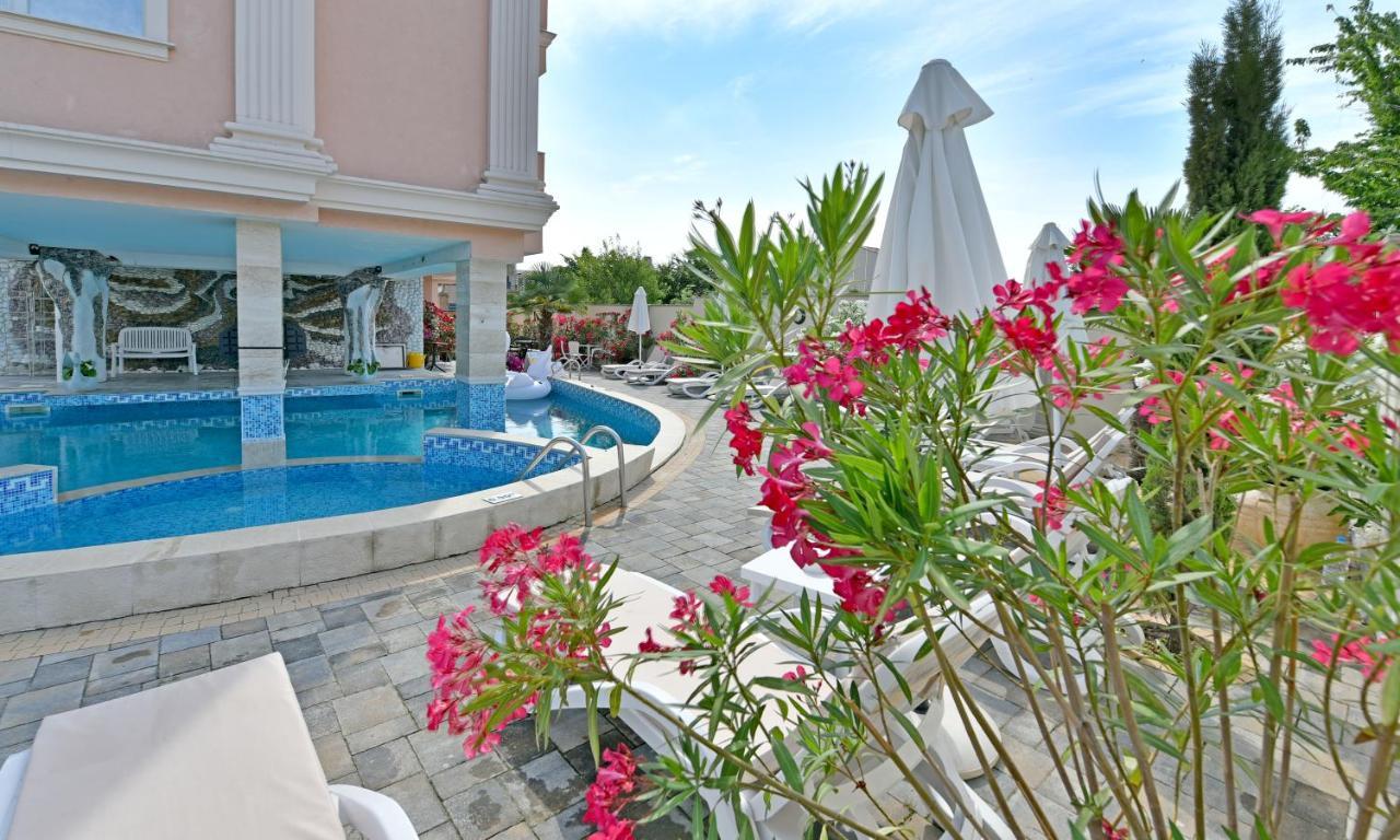 Sirena Palace Family Hotel オブゾー エクステリア 写真