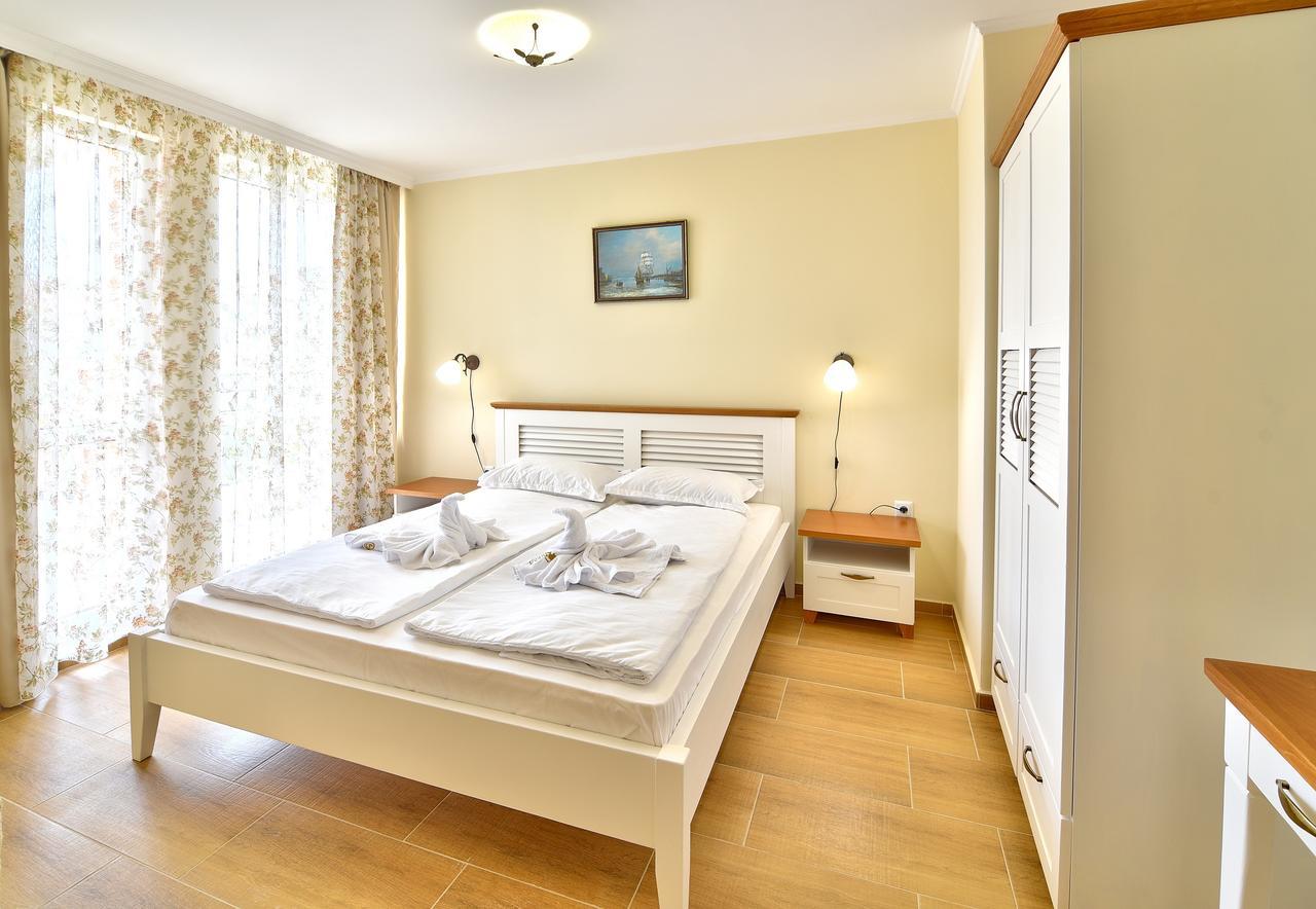 Sirena Palace Family Hotel オブゾー エクステリア 写真
